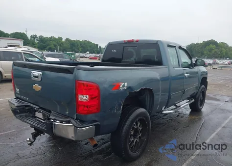 2007 Chevrolet Silverado 1500 Lt1 из США, поврежденный, VIN 1GCEK19007Z515515